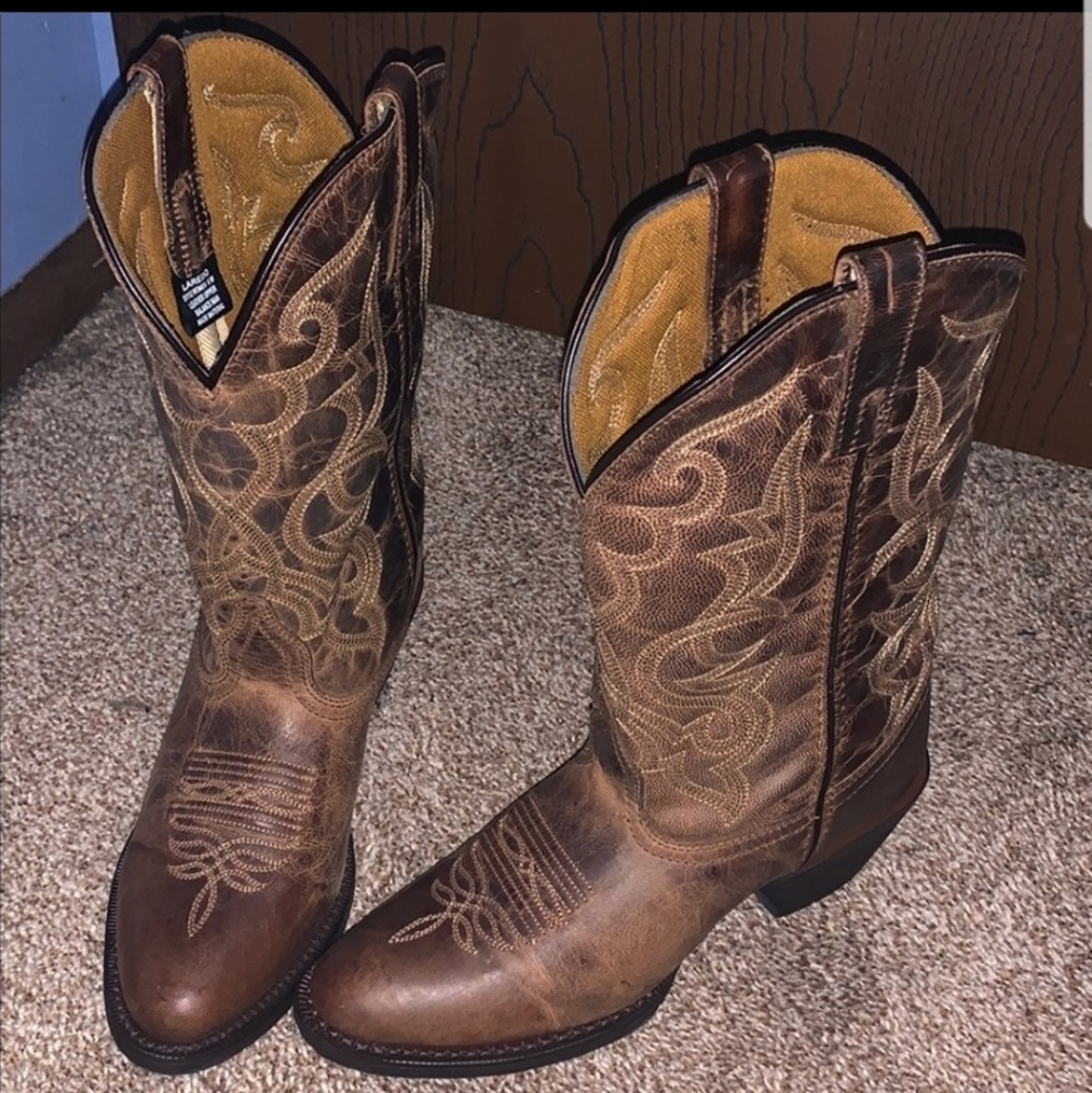 Laredo cowgirl boots..New